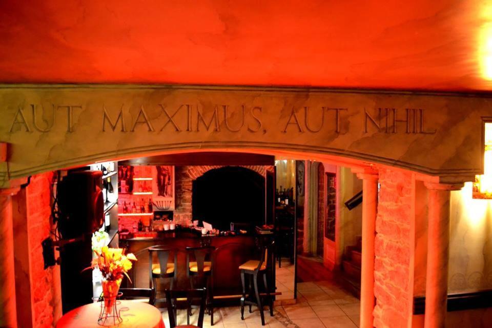 Complex Maximus Велико-Тырново Экстерьер фото